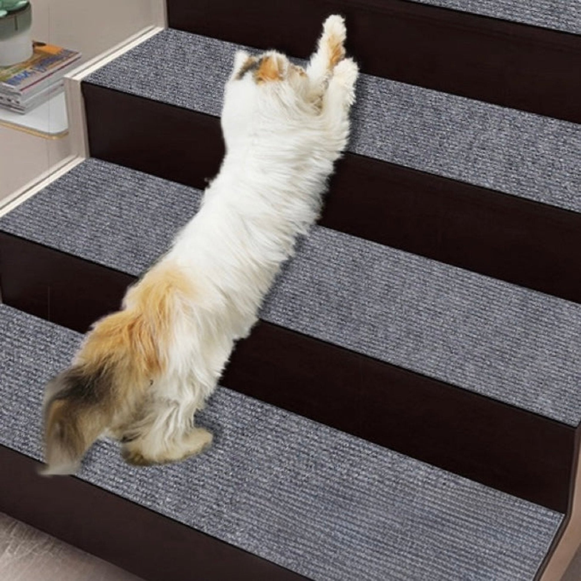 Non-Slip Carpet Mat for Wooden Steps grey with dog